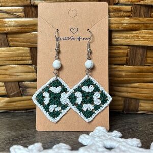 NWOT Green and White Handmade Granny Square Earrings